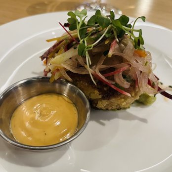 Sky Creek Kitchen and Bar - Super Lump Crab Cake - Bars Near Me - Southlake, Texas