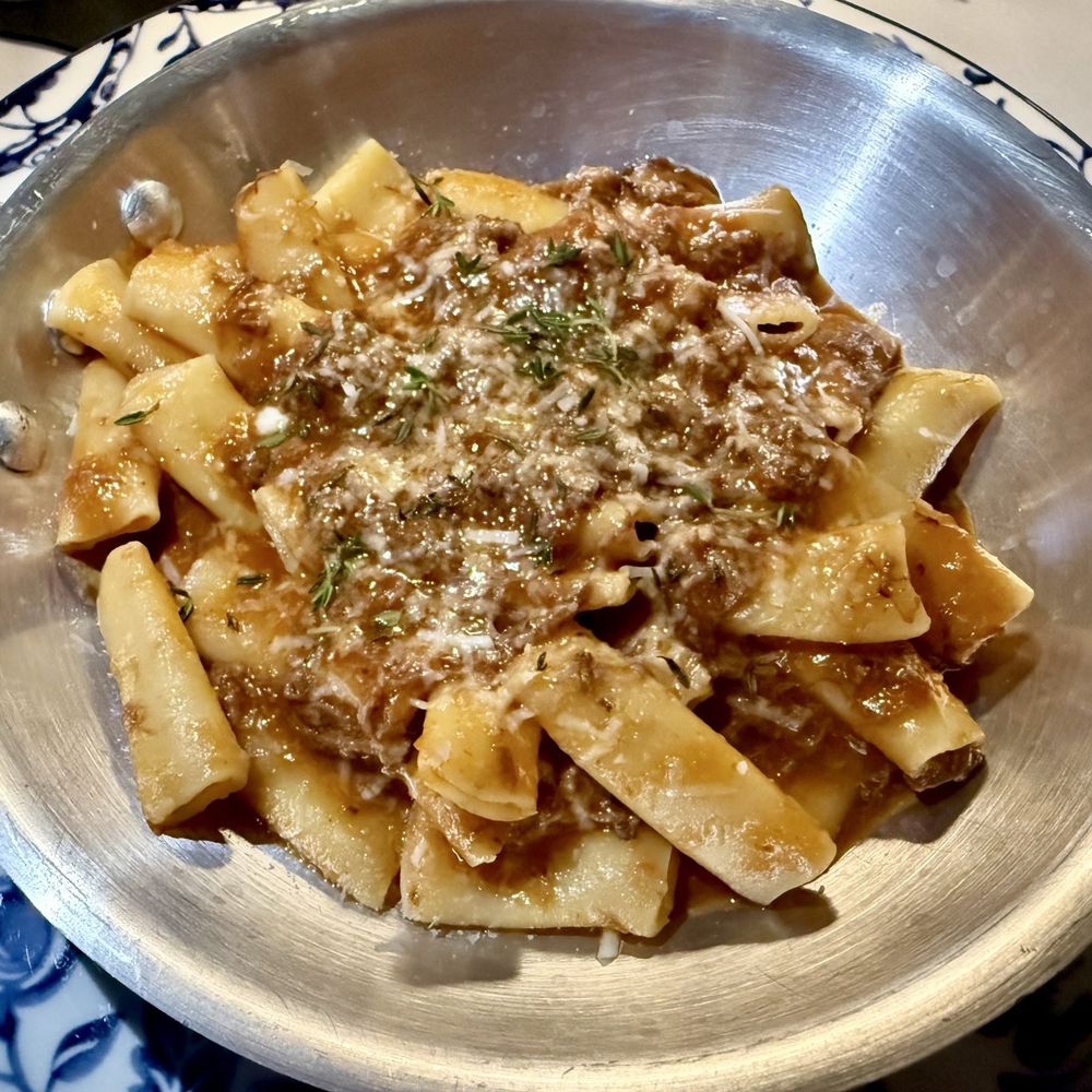 Maccheroni with braised oxtail Maccheroni with braised oxtail