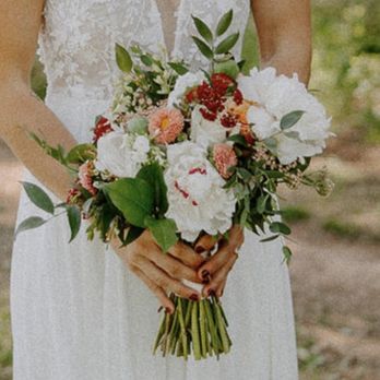 Fiddlestix Floral - Bouquet - Florists Near Me - Biglerville, Pennsylvania