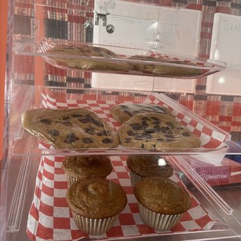 Roxys Restaurant - Cookies! - American Near Me - Ridgeland, South Carolina Roxys Restaurant - Cookies! - American Near Me - Ridgeland, South Carolina