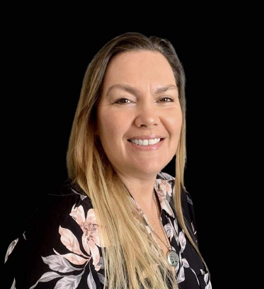 JULIE BROWN REAL ESTATE Updated March 2024 110 Willits St