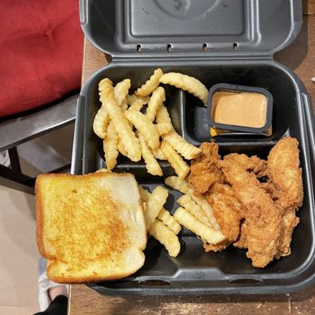 Zaxbys - Food we received - Fast Food Near Me - Hueytown, Alabama