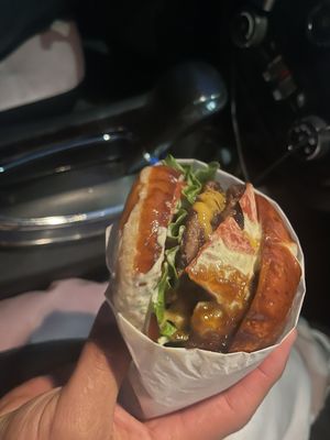 Malibu's Burgers - Oakland by null