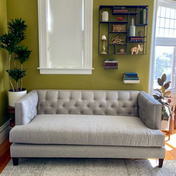 White Glove - Sofa from Oakland, CA - Couriers & Delivery Services Near Me White Glove - Sofa from Oakland, CA - Couriers & Delivery Services Near Me