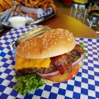 Nuttys junkyard Grill - Dual Quad burger - American Near Me - Arlington, Washington