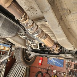 Izzy Mufflers and Brakes