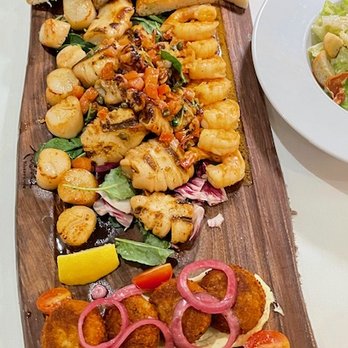 Alioli Ristorante - Seafood Charcuterie... It is a must try and to die for! - Italian Near Me - Mississauga, Ontario Alioli Ristorante - Seafood Charcuterie... It is a must try and to die for! - Italian Near Me - Mississauga, Ontario