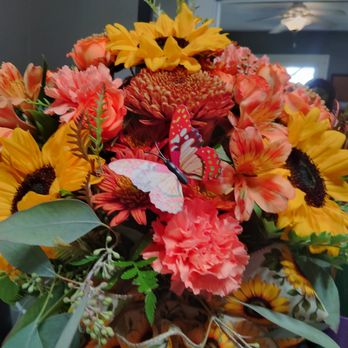 Emissary Blooms - Floral Designers Near Me - Hillsboro, Texas