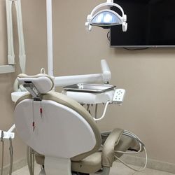 Dawson Dental Centre - Patient Treatment Room