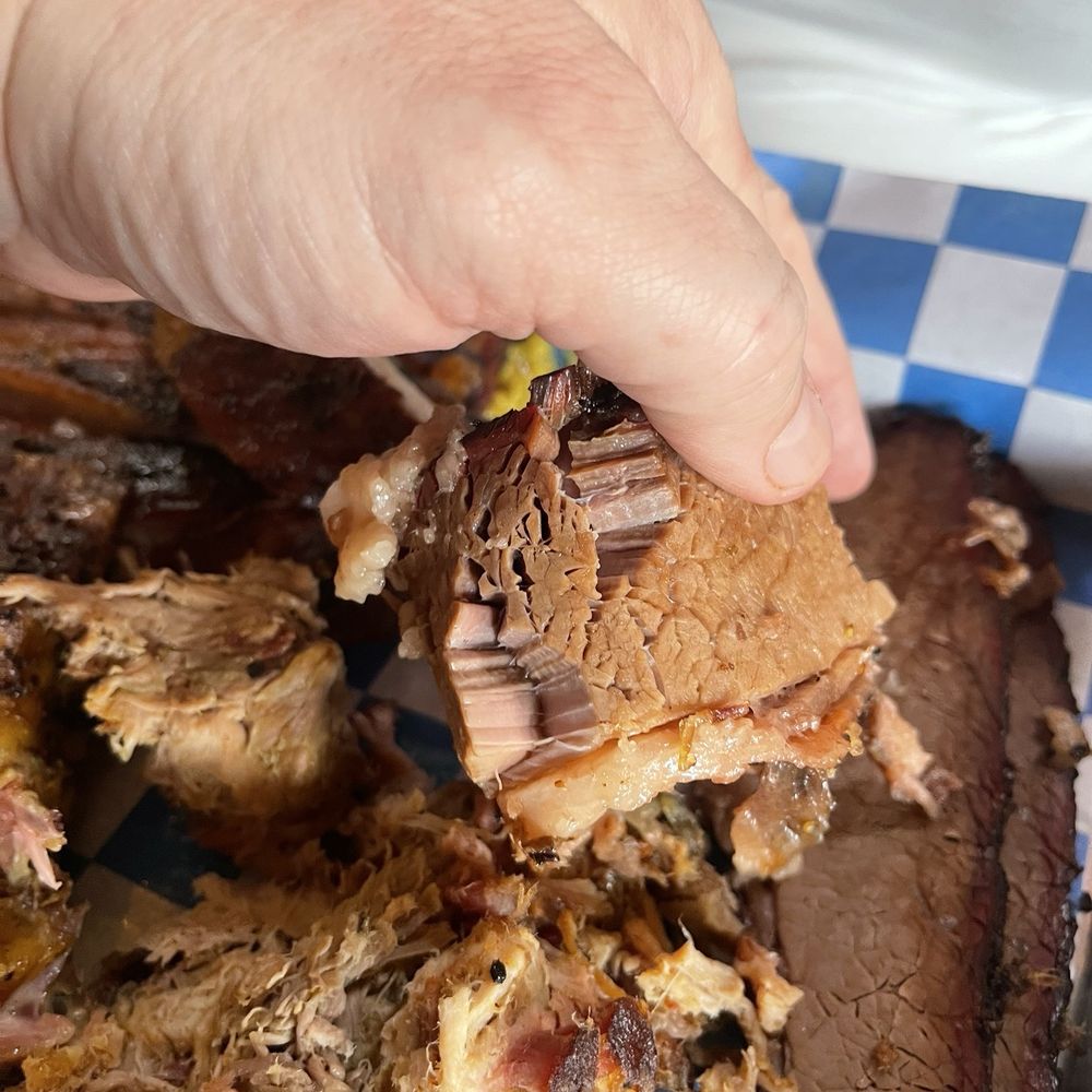 Tyler's Barbeque - dry, crumbly brisket - Barbeque Near Me - Amarillo, Texas Tyler's Barbeque - dry, crumbly brisket - Barbeque Near Me - Amarillo, Texas