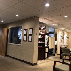Honolulu Eye Clinic - Inside