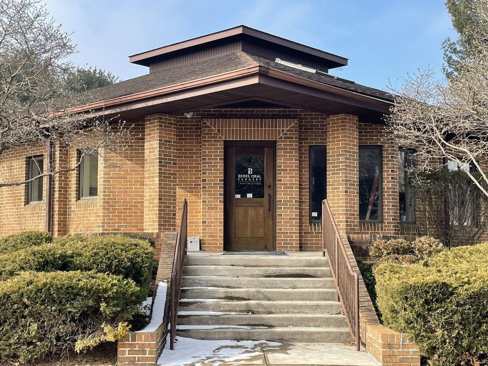 BERKS ORAL SURGERY + DENTAL IMPLANT CENTER Updated October 2024 800