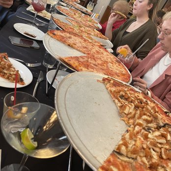 Columbia Inn - Pizzas yummy lol - Italian Near Me - Montville, New Jersey