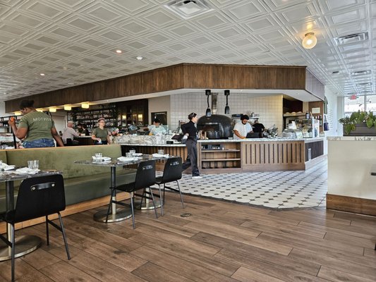 Mother Pizzeria by null