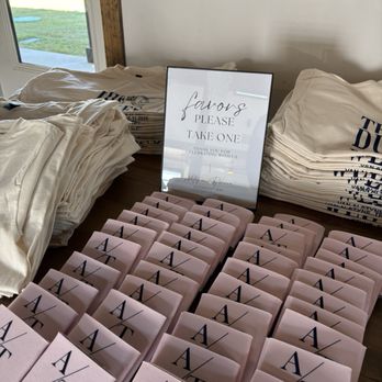 Primrose Hill Wedding and Events - Party Favor Table - Venues & Event Spaces Near Me - Van Alstyne, Texas Primrose Hill Wedding and Events - Party Favor Table - Venues & Event Spaces Near Me - Van Alstyne, Texas