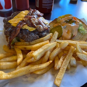 Milos - Bacon cheeseburger - Greek Near Me - Rocklin, California Milos - Bacon cheeseburger - Greek Near Me - Rocklin, California