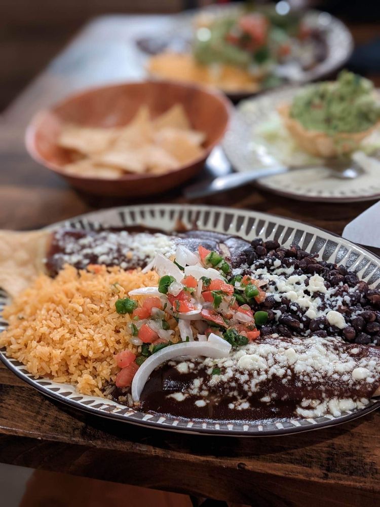 Tremigo Mexican Kitchen & Tequila Bar