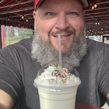 Pop's Place - Incredible vanilla shake - Hot Dogs Near Me - Rockaway, New Jersey