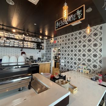 Summer Moon Coffee - Coffee & Tea Near Me - Austin, Texas