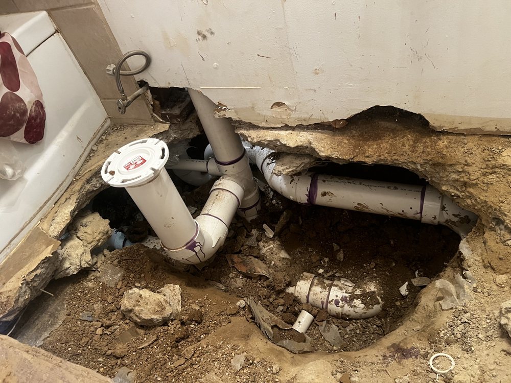 Slide of Universal Plumbing Solutions