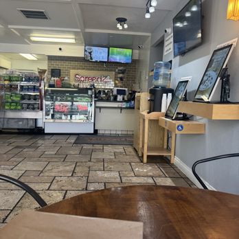 Spreadz - Interior - Sandwiches Near Me - Santa Clara, California
