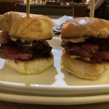 Hilton Harrisburg - Tomahawk Sliders on special $5 each Thursdays 4p-6p - Hotels Near Me - Harrisburg, Pennsylvania Hilton Harrisburg - Tomahawk Sliders on special $5 each Thursdays 4p-6p - Hotels Near Me - Harrisburg, Pennsylvania