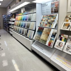 Sherwin-Williams Paint Store - Paint chips