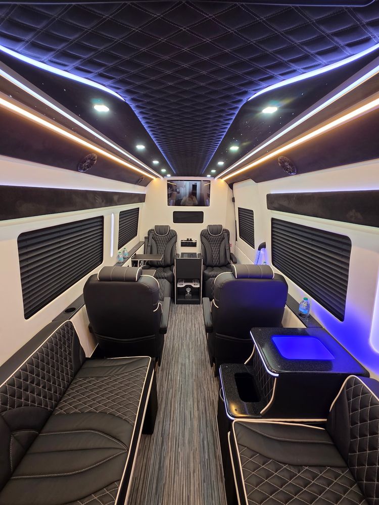 WiseWay Luxury Transport