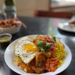 Bhuna - Coconut shrimp and rice bowl