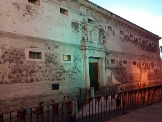 Alhóndiga de Granaditas Regional Museum by null