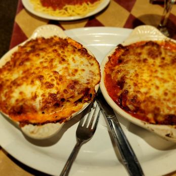 Giovanni's - Chicken Parm & Lasagna! Deliciousness!! - Italian Near Me - Beaverton, Oregon