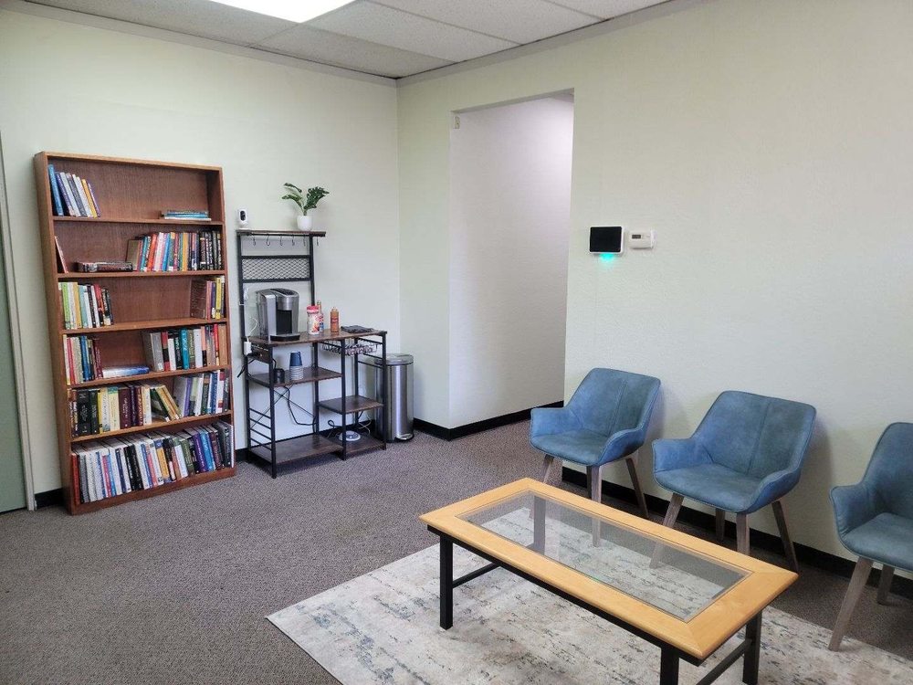 Maluhia Psychotherapy - grief counselor in Bakersfield, CA