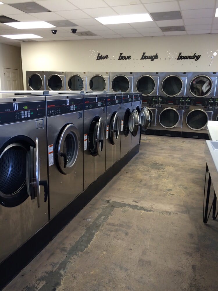 BEST LAUNDROMAT 6068 Hwy 98, Hattiesburg, Mississippi Laundromat
