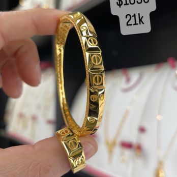 Gold City - Jewelry Near Me - Bridgeview, Illinois Gold City - Jewelry Near Me - Bridgeview, Illinois