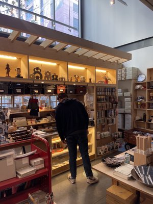 HIGHTIDE STORE DTLA by null
