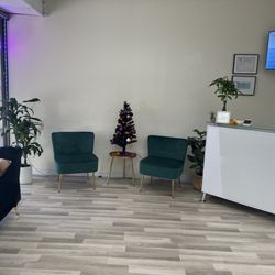 Glow Hair Studio