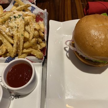 Gordon Ramsay Burger Las Vegas - Burgers Near Me - Las Vegas, Nevada Gordon Ramsay Burger Las Vegas - Burgers Near Me - Las Vegas, Nevada