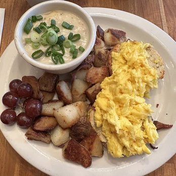 Lucky's Cafe - Biscuits with gravy on the side - Coffee & Tea Near Me - Cleveland, Ohio Lucky's Cafe - Biscuits with gravy on the side - Coffee & Tea Near Me - Cleveland, Ohio