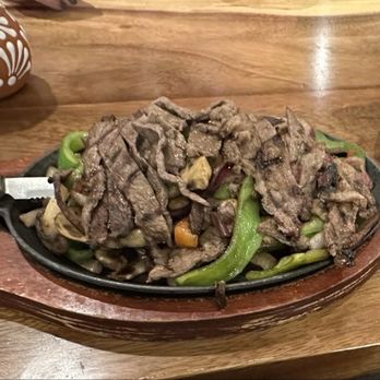 Vecindad de Seattle - Seasoned steak fajitas also came with warm corn tortillas - Mexican Near Me - Tacoma, Washington Vecindad de Seattle - Seasoned steak fajitas also came with warm corn tortillas - Mexican Near Me - Tacoma, Washington