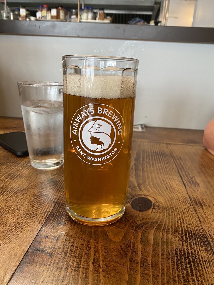 Airways Brewing - The Bistro & Beer Garden