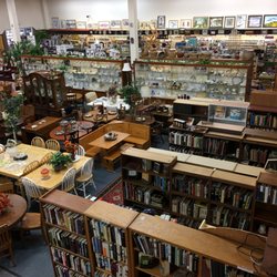 Lincoln Park Emporium - Owlz Book Store inside Lincoln Park Emporium.