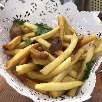 Café du Soleil - Garlic French fries - French Near Me - New York, New York Café du Soleil - Garlic French fries - French Near Me - New York, New York