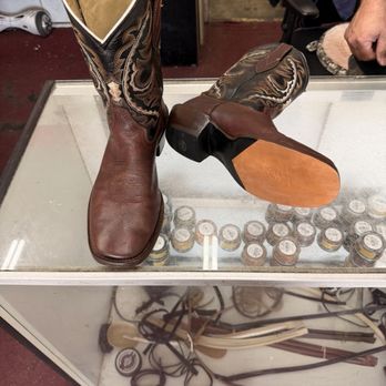 Lavons Shoe Repair 2 - Shoe Repair Near Me - Riverside, California Lavons Shoe Repair 2 - Shoe Repair Near Me - Riverside, California