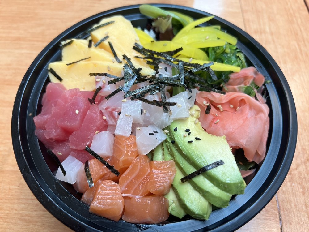 Tori Sushi Logo