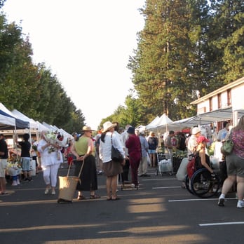 Beaverton Farmers Market - All shoppers are welcome at this accessible market.  Cool! - Farmers Market Near Me - Beaverton, Oregon