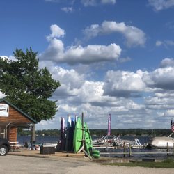 Cheryl's Landing and Marina - Pontoon and kayak rental