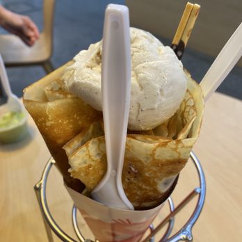 T-Swirl Crepe - Blueberry Cheesecake Creape - Creperies Near Me - Riverside, California T-Swirl Crepe - Blueberry Cheesecake Creape - Creperies Near Me - Riverside, California