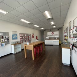 CPR Cell Phone Repair Bastrop - New ownership, cleaned and renewed