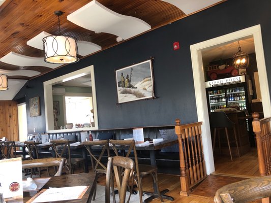 Trail House Kitchen & Bar by null