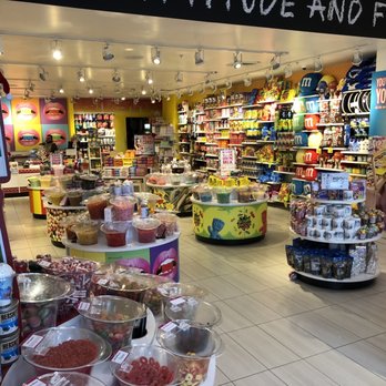 IT'SUGAR - Candy and gifts galore - Candy Stores Near Me - Monterey, California